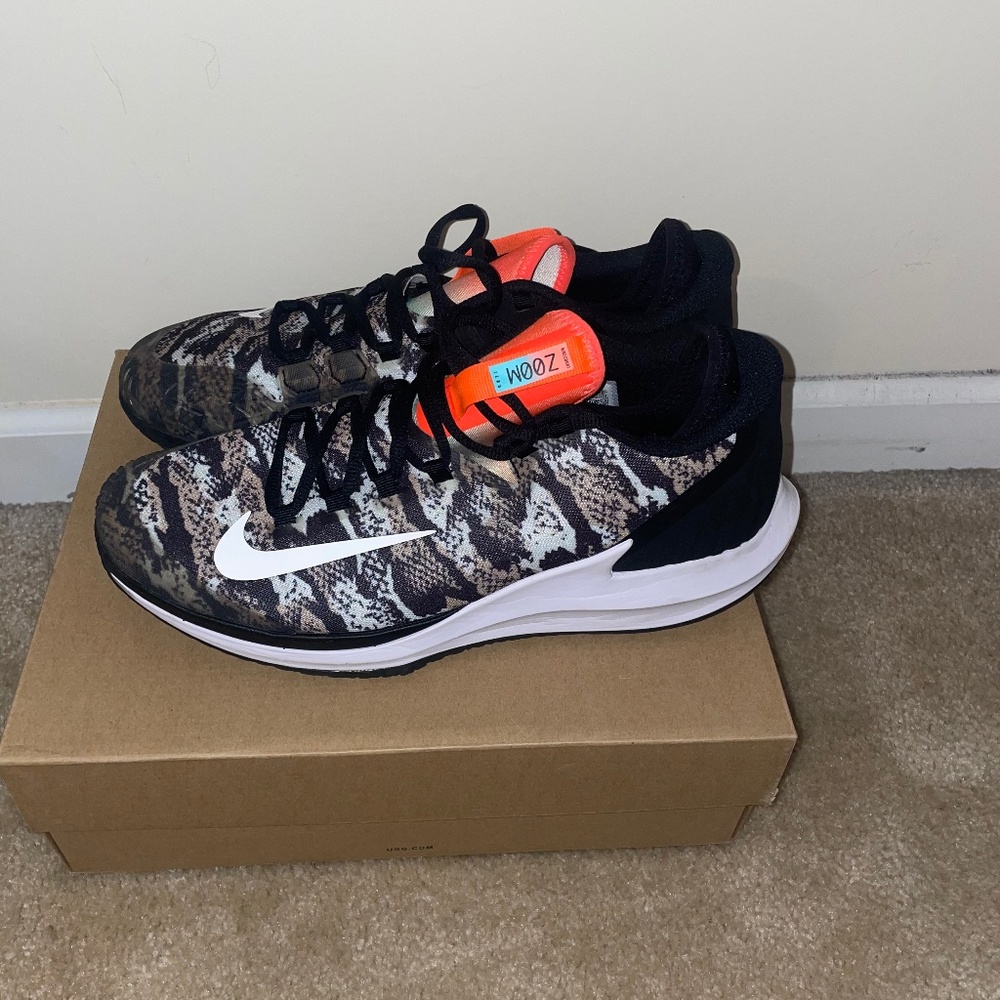 Nike Court Air Zoom Zero, Photon Snakeskin Print